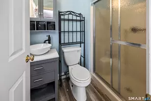 43 Woodycrest Rd, Meriden, CT 06451 - Photo 14