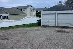 183 Hawley Ave, Bridgeport, CT 06606 - Photo 2