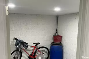 29 Highview St, Waterbury, CT 06708 - Photo 32