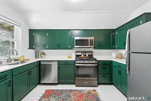 190 Montauk Ave, New London, CT 06320 - Photo 14