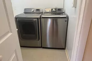 190 Montauk Ave, New London, CT 06320 - Photo 6