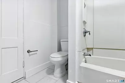 190 Montauk Avenue, New London, CT 06320 - Photo 22