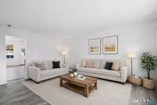 135 Bucks Hl Rd, Waterbury, CT 06704 - Photo 2