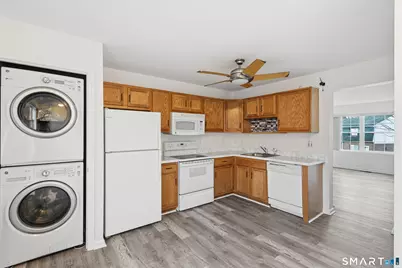 135 Bucks Hill Road #APT 10, Waterbury, CT 06704 - Photo 6