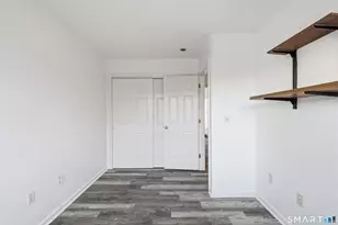 135 Bucks Hl Rd, Waterbury, CT 06704 - Photo 16