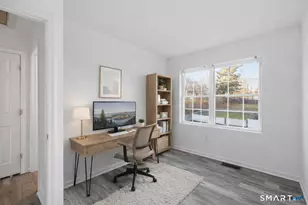 135 Bucks Hl Rd, Waterbury, CT 06704 - Photo 16