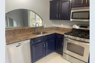 173 Foxbridge Village #173, Branford, CT 06405 - Photo 4