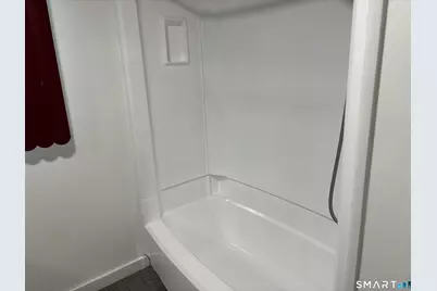 14 Thill Street, West Haven, CT 06516 - Photo 10