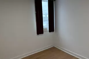 14 Thill St, West Haven, CT 06516 - Photo 2