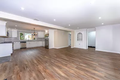 8 Bonnie Lane, Waterbury, CT 06705 - Photo 8