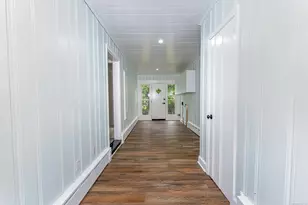 8 Bonnie Ln, Waterbury, CT 06705 - Photo 14