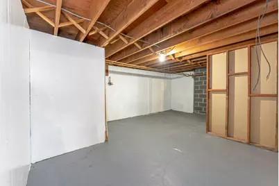 8 Bonnie Lane, Waterbury, CT 06705 - Photo 30