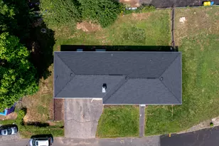 8 Bonnie Ln, Waterbury, CT 06705 - Photo 34