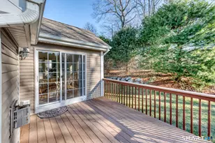 18 Compass Ct, East Lyme, CT 06357 - Photo 36