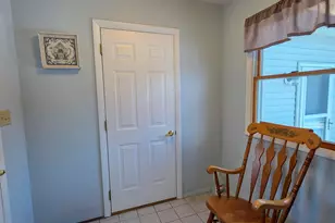 1453 Suffield St, Suffield, CT 06078 - Photo 4