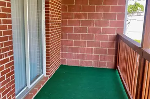 31 Glenwood Ave, Norwalk, CT 06854 - Photo 8