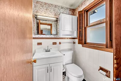 18 James Street, Danbury, CT 06810 - Photo 16