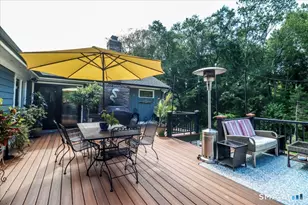 40 Toll House Ln, Fairfield, CT 06825 - Photo 34