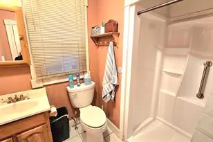 18 Westphal St, West Hartford, CT 06110 - Photo 10