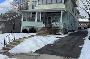 152 Lyons St, New Britain, CT 06052 - Photo 2