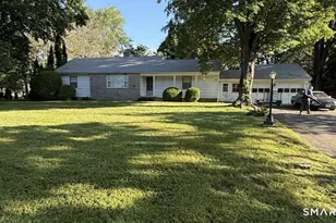 267 Hyland Terrace, Orange, CT 06477 - Photo 2