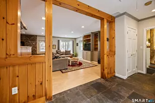 1023 King Rd, Cheshire, CT 06410 - Photo 12