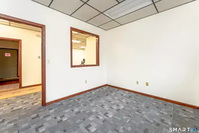 79 West Dudley Town Road, Bloomfield, CT 06002 - Photo 12