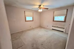 76 Sagamore Rd, Meriden, CT 06450 - Photo 14