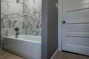 216 Cornwall St, Hartford, CT 06112 - Photo 26