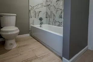 216 Cornwall St, Hartford, CT 06112 - Photo 28