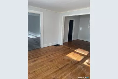 70 Highlawn Street, Waterbury, CT 06705 - Photo 4
