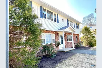 27 College Street #4, Clinton, CT 06413 - Photo 1