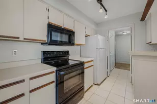 75 Crown Knoll Ct, Groton, CT 06340 - Photo 14