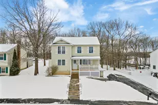 68 Woodcrest Dr, Waterbury, CT 06708 - Photo 1