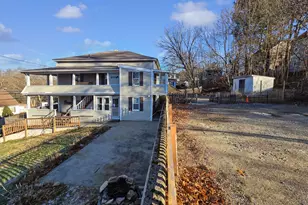 129 Mechanics St, Putnam, CT 06260 - Photo 6