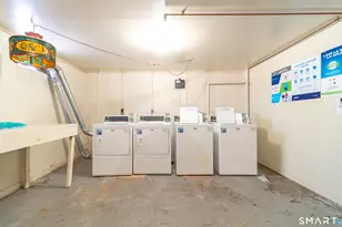 177 Moylan Ct, Newington, CT 06111 - Photo 24