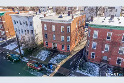27 Bond Street, Hartford, CT 06114 - Photo 2