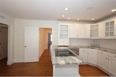 249 Main Street #2, Fairfield, CT 06890 - Photo 12
