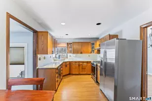 229 Middle River Rd, Danbury, CT 06811 - Photo 4