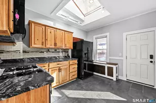 59 Grand St, Middletown, CT 06457 - Photo 4