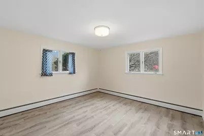 30 Ravenwood Road, West Hartford, CT 06107 - Photo 32