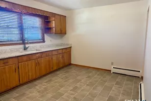 60 Baggot St, West Haven, CT 06516 - Photo 4