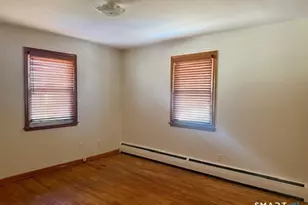 60 Baggot St, West Haven, CT 06516 - Photo 6