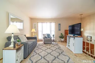 72 Glendale Ave, Middletown, CT 06457 - Photo 4