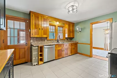 20 John Street, Enfield, CT 06082 - Photo 8