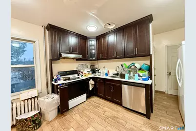 26 Victory Street, Bridgeport, CT 06606 - Photo 14