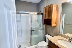 17 Riverview Ct, Brookfield, CT 06804 - Photo 14