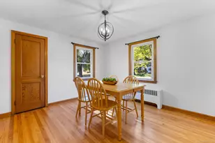 404 Elmwood Dr, Windsor Locks, CT 06096 - Photo 8