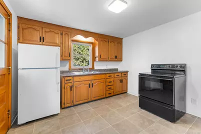 404 Elmwood Drive, Windsor Locks, CT 06096 - Photo 12