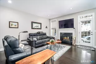 32 Hunting Ridge Ln, Bethel, CT 06801 - Photo 10